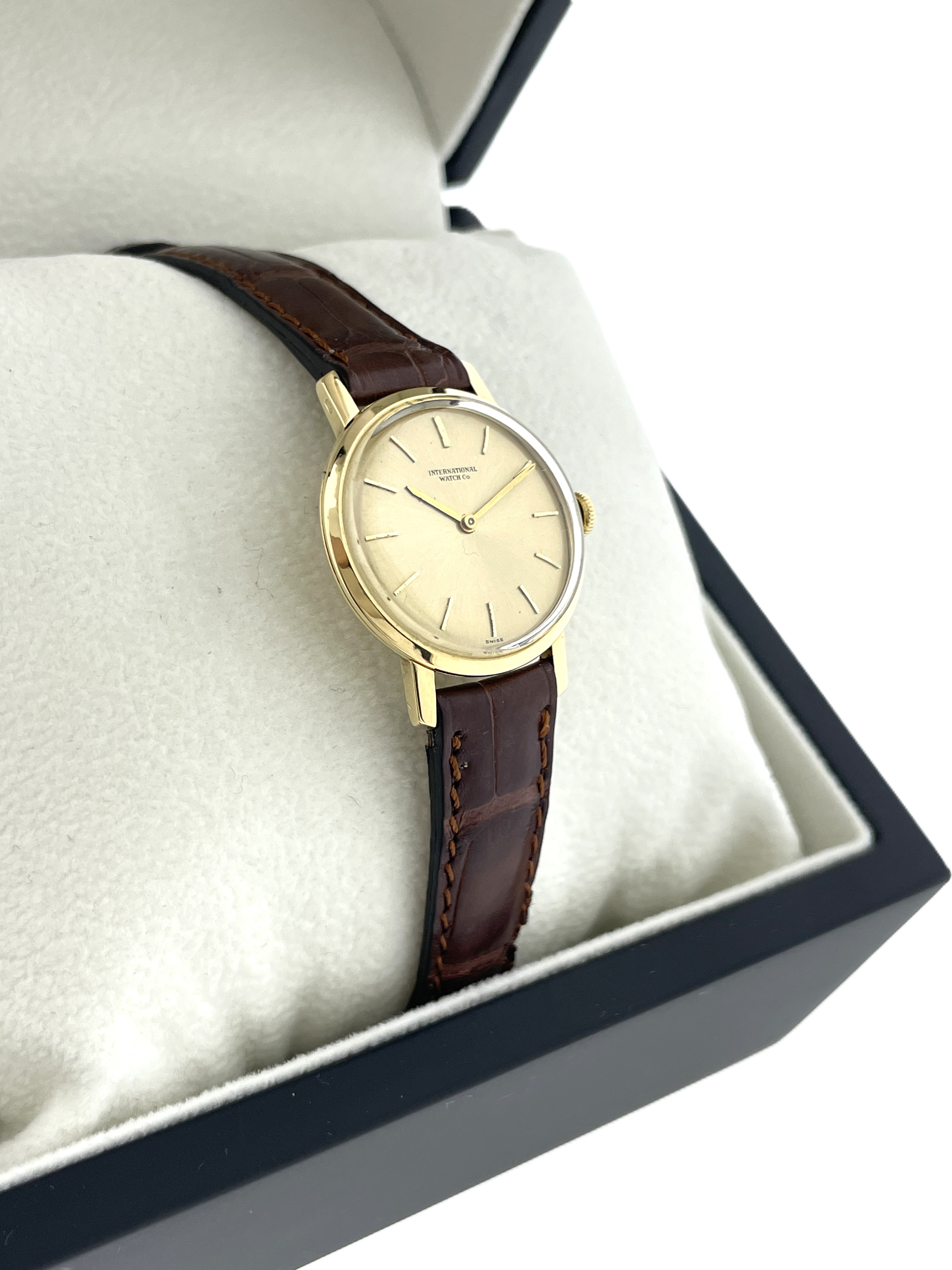 International Watch Co SWISS - IWC Vintage 18 Karaat Gouden Dames Polshorloge Jaren '60