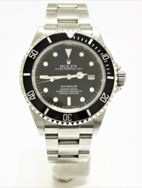 Rolex Sea Dweller 4000  -  Oyster Perpetual Date