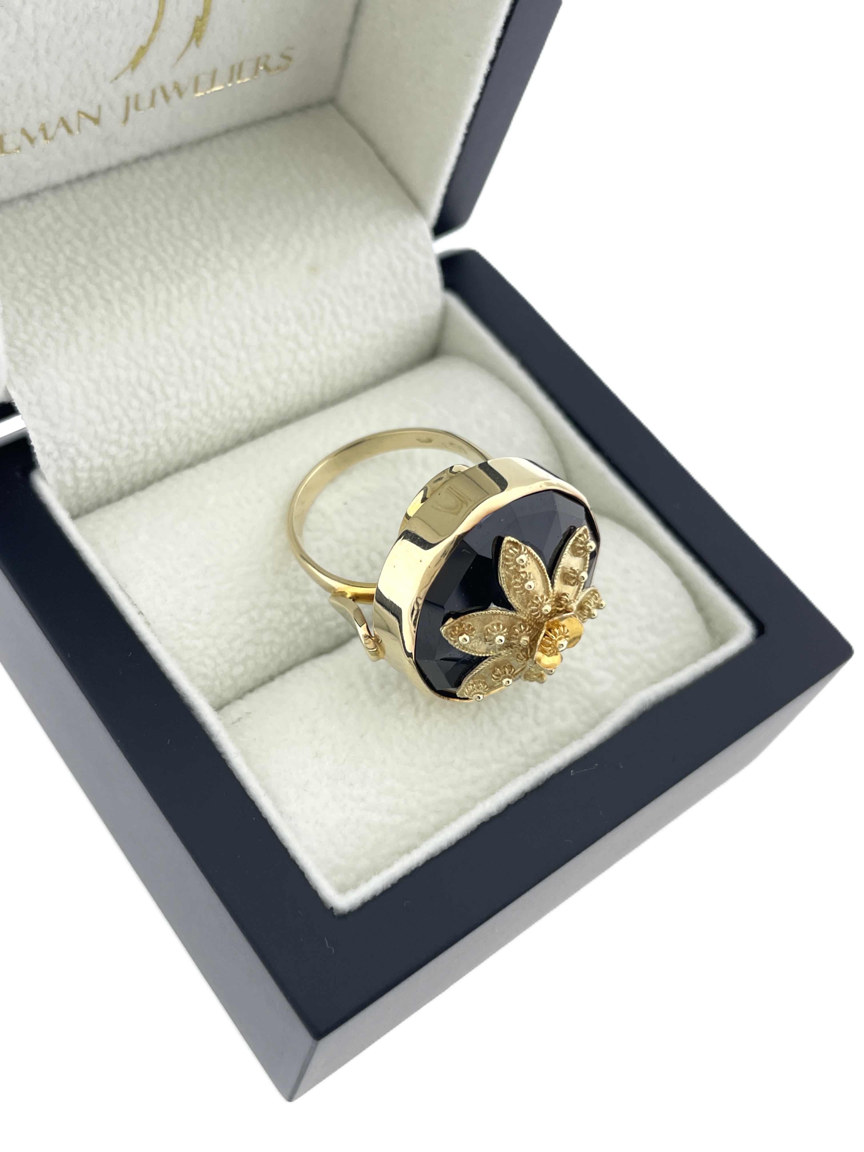 Antiek Gouden Ring Facet Geslepen Granaat Bloem Zeeuwse Knoopjes - 9,9 g