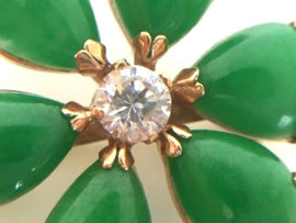 Antiek  Gouden Bloem Broche Jade / Briljantgeslepen Zirkonia