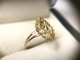 Antiek Gouden Gravé Markies Ring