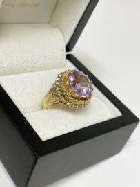 Grote 18 K Gouden Solitair Cocktail Ring ca 9 crt Briljant Geslepen Amethyst