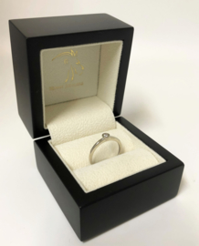 Jeunesse 14 K Witgouden Solitair Aanschuif Ring 0.05 Diamant