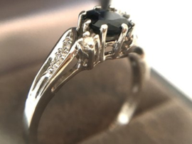 14K Witgouden Ring Saffier Briljantgeslepen Diamant