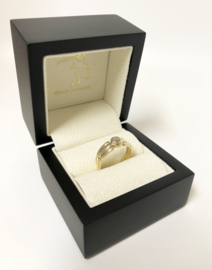 14 K Gouden Bandring 0.01 crt Brilantgeslepen Diamant