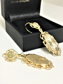 Antiek 14 K Gouden Gravé Oorhangers