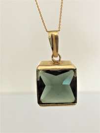 14 K Gouden Vintage Hanger Toermalijnkleurige Spinel