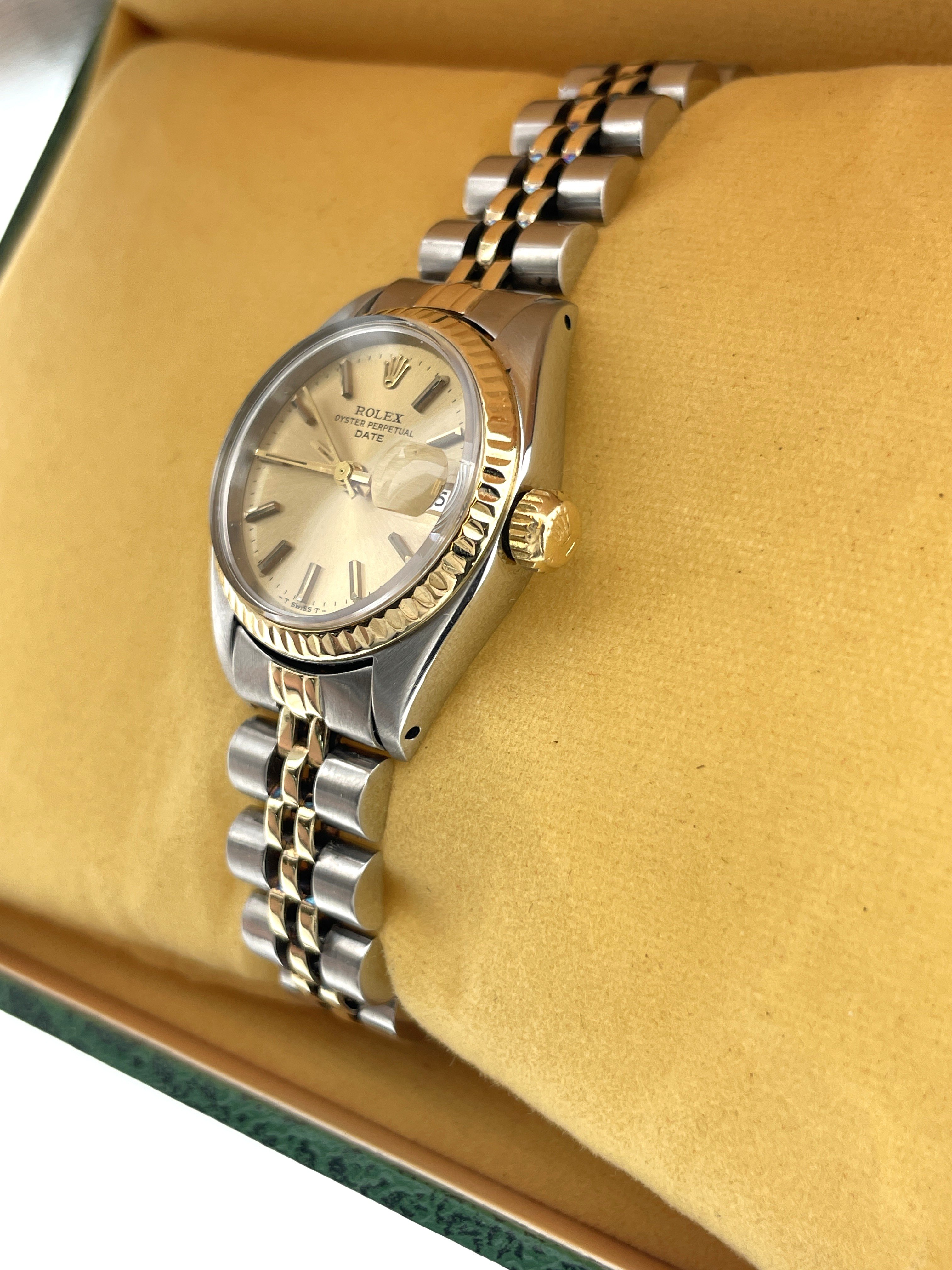 Rolex Oyster Perpetual Date Lady Ref. 6916 Jubilee Goud/Staal  - 26 mm