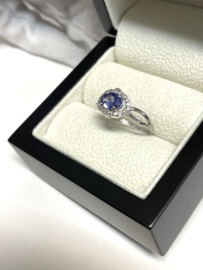 14 K Witgouden Dames Ring Tanzaniet / Briljant Geslepen Diamant Incl AIG Certificaat