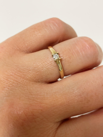 14 K Gouden Solitair Ring 0.10 crt Briljant Geslepen Diamant - H / VS1