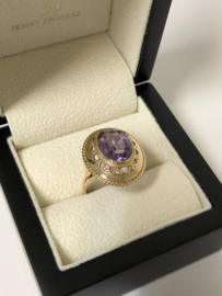 Antiek Gouden Entourage Ring Amethystkleurige Cubic Zirkonia