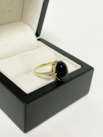 Antiek 14 K Gouden Ring Cabochon Ovaal Geslepen Obsidiaan