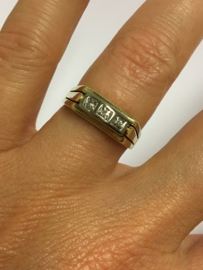 Antiek 14 K Gouden Ring Briljantgeslepen Diamant