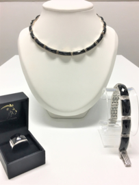 Set - Zilver met Facetgeslepen Onyx - Collier Armband Ring