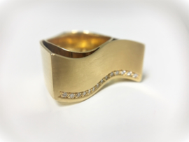 18 K Gouden Design Bandring Briljantgeslepen Diamant - 18,45 g