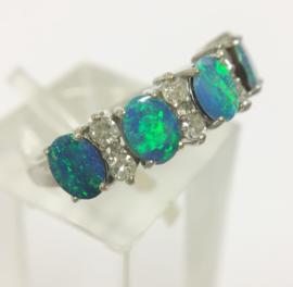 14 K Gouden Rijring Diamant / Blauw Groene Peacock Australische Opaal
