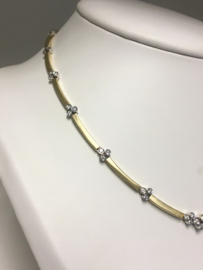 18 K Gouden V-Collier ca 2 crt Briljantgeslepen Diamant Top Wesselton