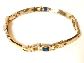 14 K Gouden Schakel Armband Prinsesgeslepen Saffier