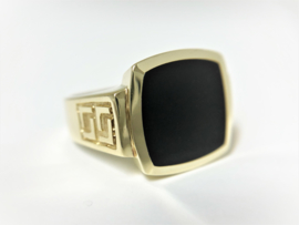 14 K Gouden Heren Zegelring Onyx / Meander Versace Motief - 8,95 g