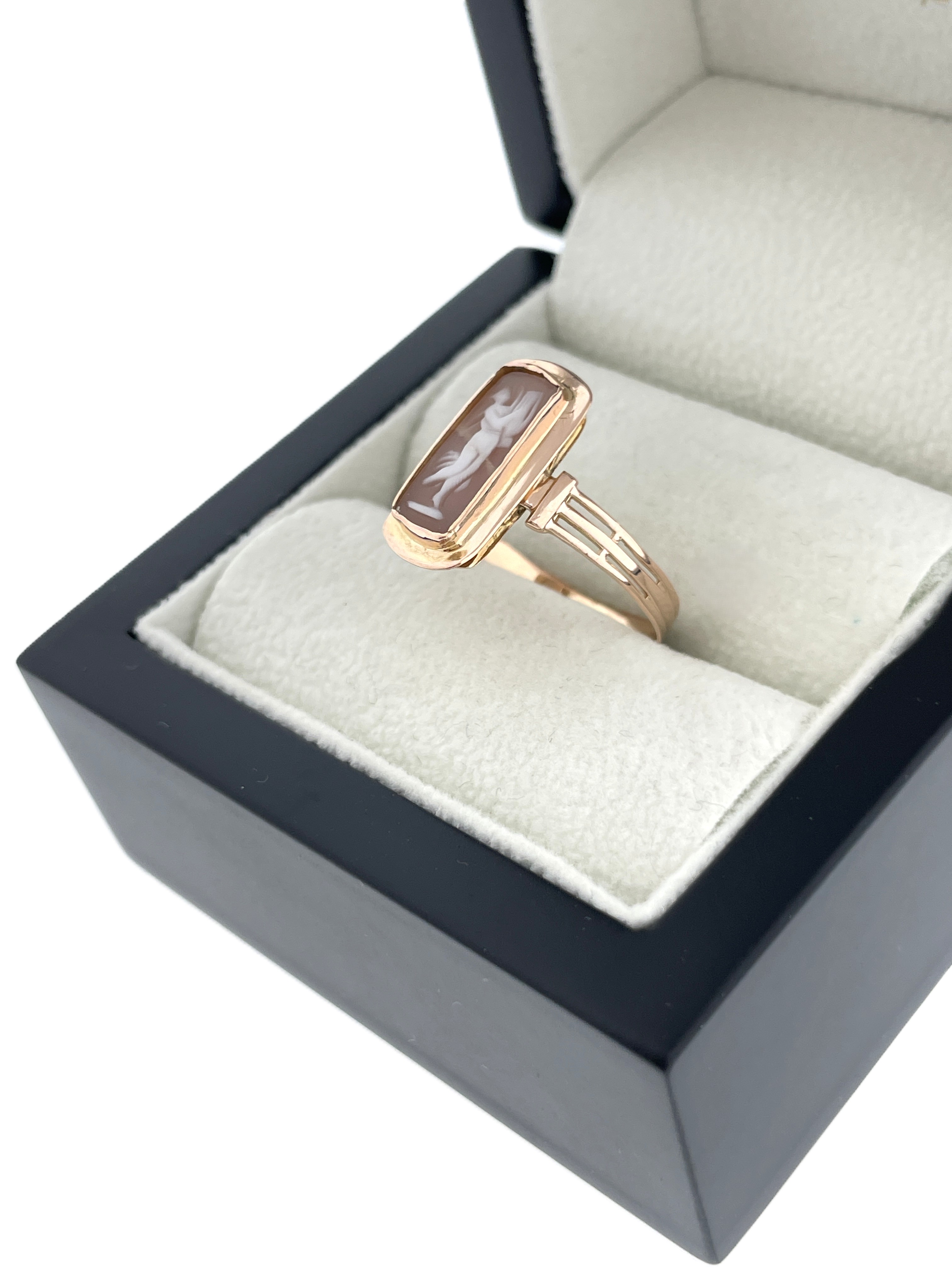 Antiek Gouden Ring Schelp Camee Parelmoer Orpheus