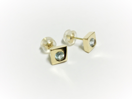 14 K Gouden Oorstekers Briljantgeslepen Baby Blue Topaas
