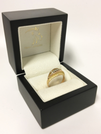 Handvervaardigd 14 K Antiek Gouden Rijring 0.05 crt Diamant