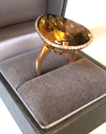 18 K Grove Gouden Markies Ring Facetgeslepen Rookkwarts 0.31 crt Diamant