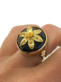 Antiek Gouden Ring Facet Geslepen Granaat Bloem Zeeuwse Knoopjes - 9,9 g