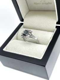 Antiek 18 Karaat Witgouden Ring 0.65 ct Saffier / 0.12 ct Briljant Geslepen Diamant