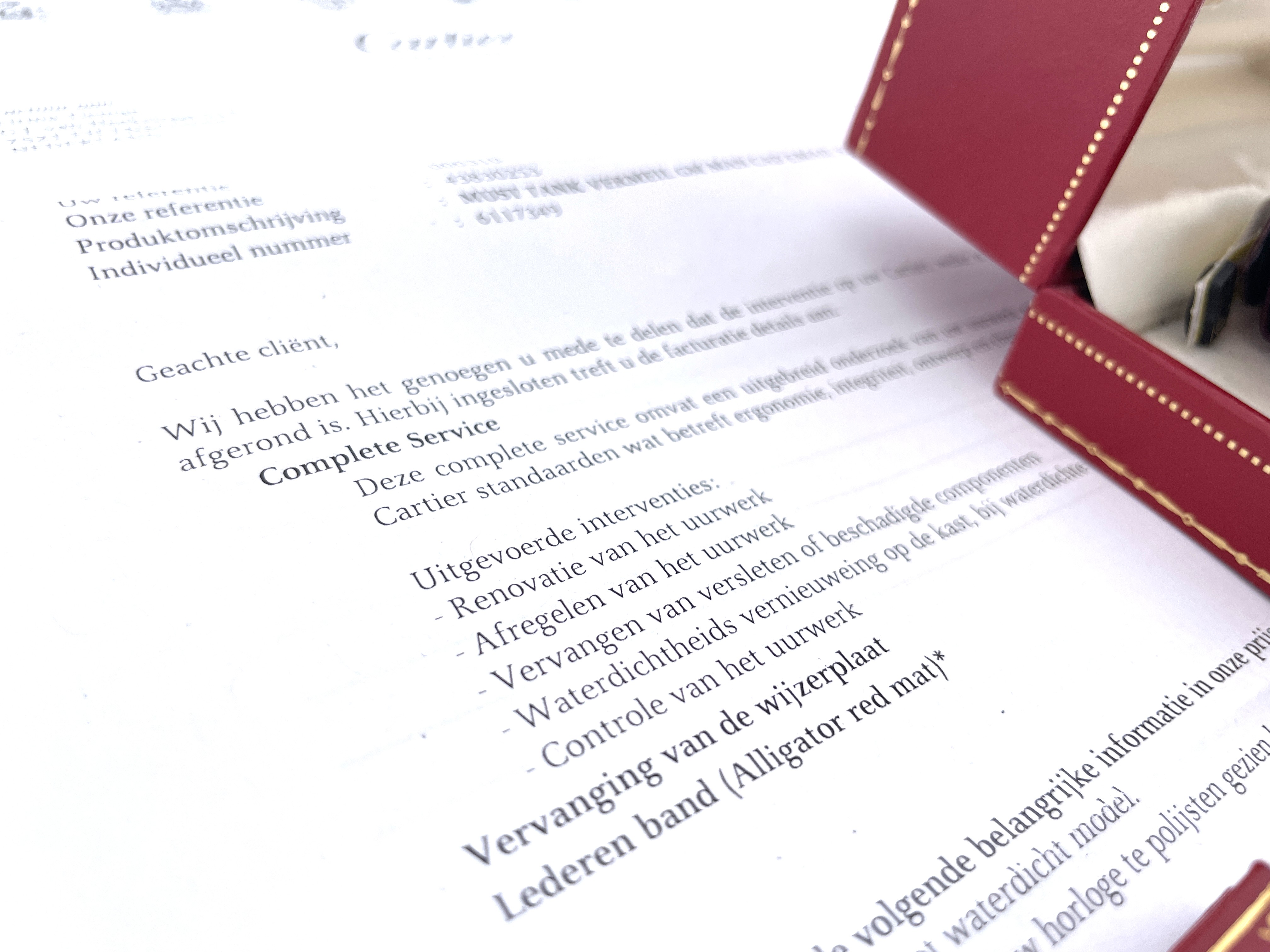 Les Must de Cartier Tank Large Burgundy Red Lacquer - Full Set Incl 'Life-Long' Cartier Garantie
