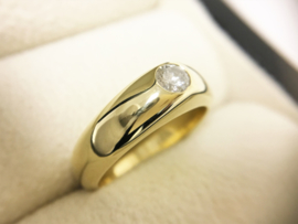 14 K Massief Gouden Band Ring 0.40 crt Briljantgeslepen Diamant