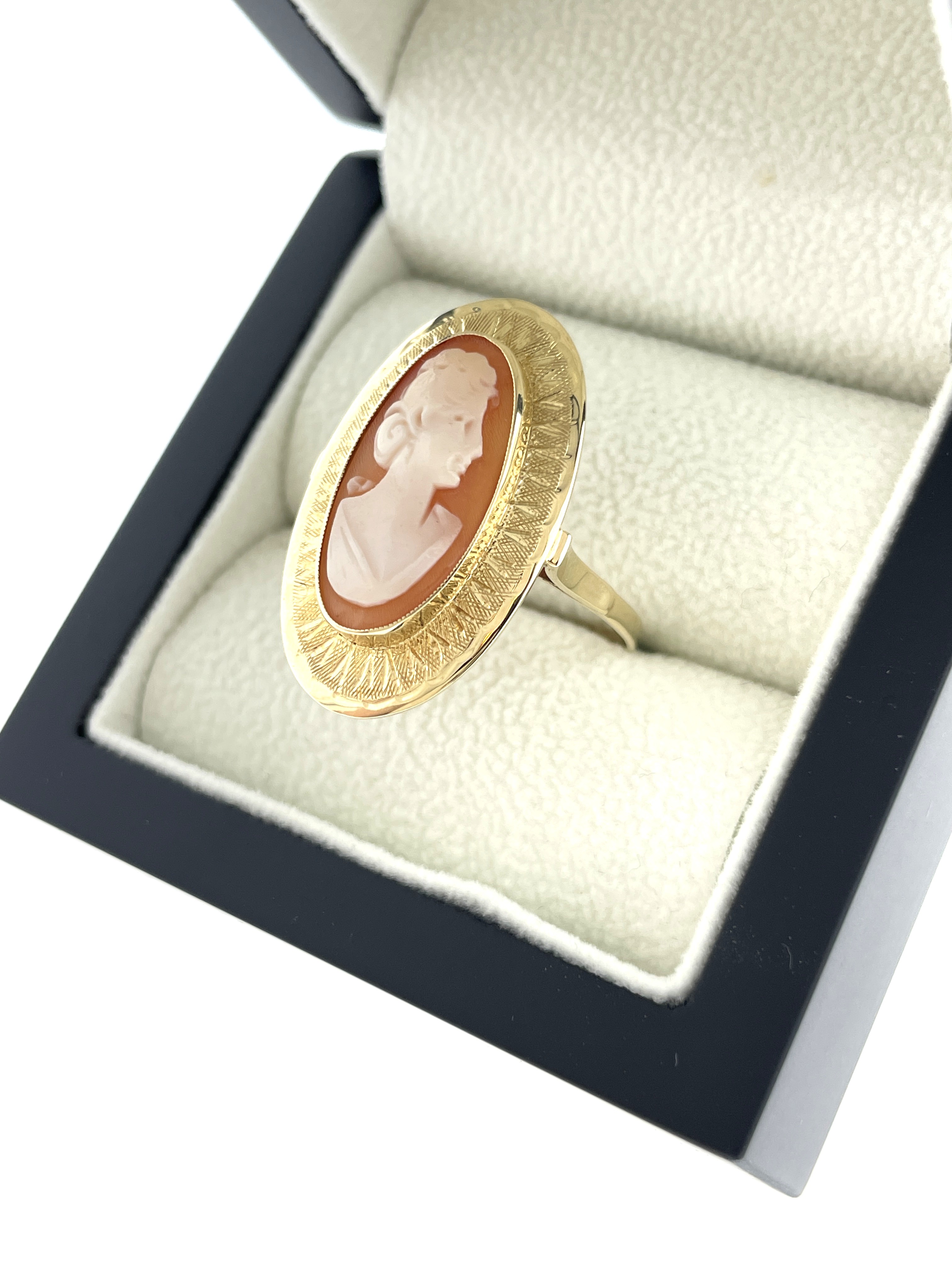 Antiek 14 Karaat Gouden Camee Gravé Ring - Ovaal / 2,8 cm
