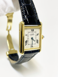 Must de Cartier Tank Midsize Quartz White Roman Dial Deployante Incl Cartier Garantie