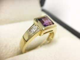 14 K Gouden Bandring Prinses Geslepen Amethyst / Diamant