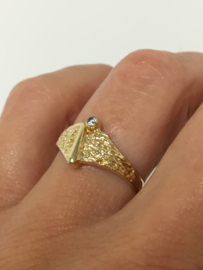 14 K Gouden Fantasie Ring Boomschors Motief  Zirkonia