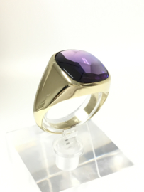 14 K Gouden Heren Ring Cabochon Geslepen Amethyst