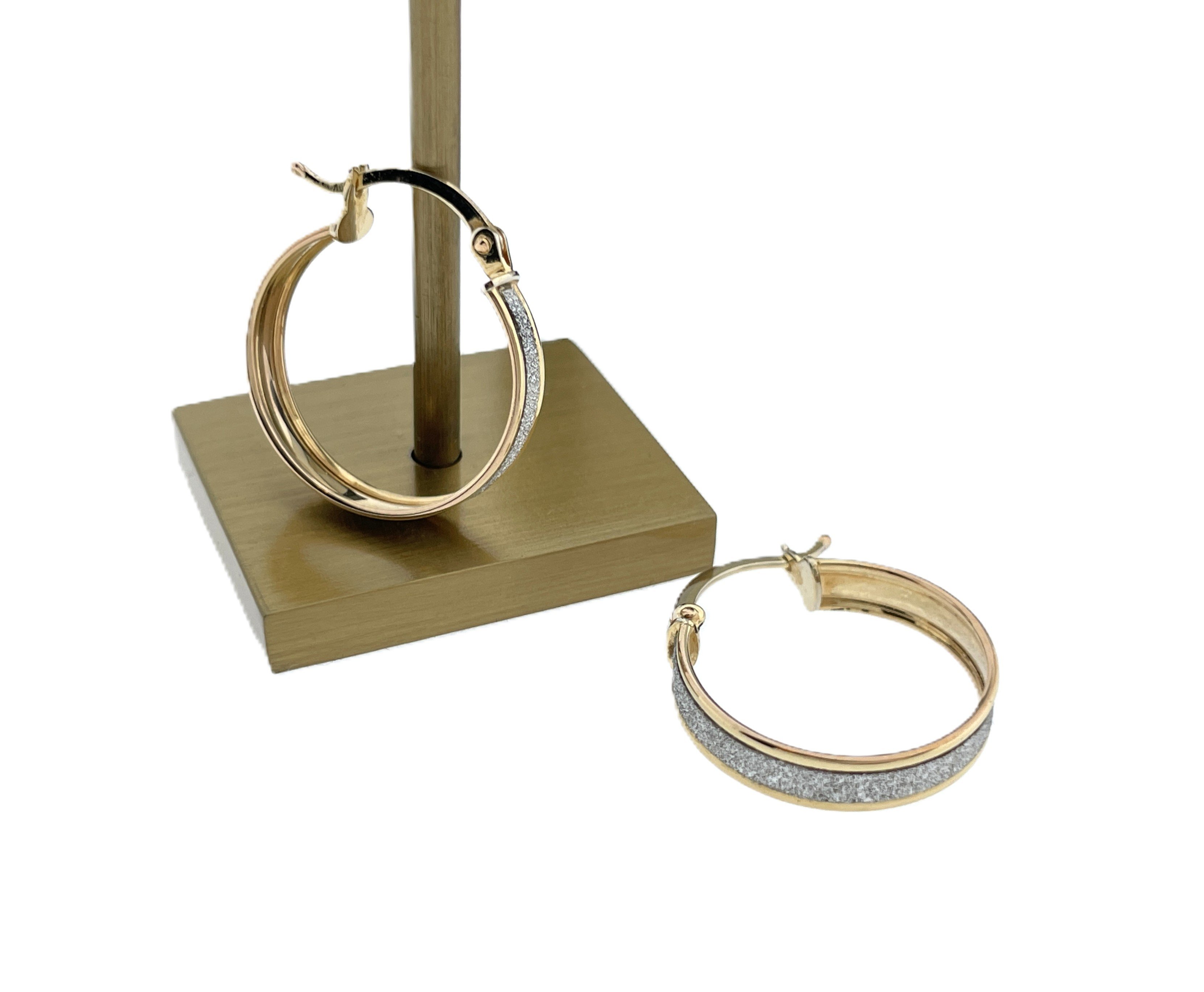 9 Karaat Oorhangers / Creolen Strass  Diameter 2 cm / 4 mm