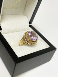 Grote 18 K Gouden Solitair Cocktail Ring ca 9 crt Briljant Geslepen Amethyst