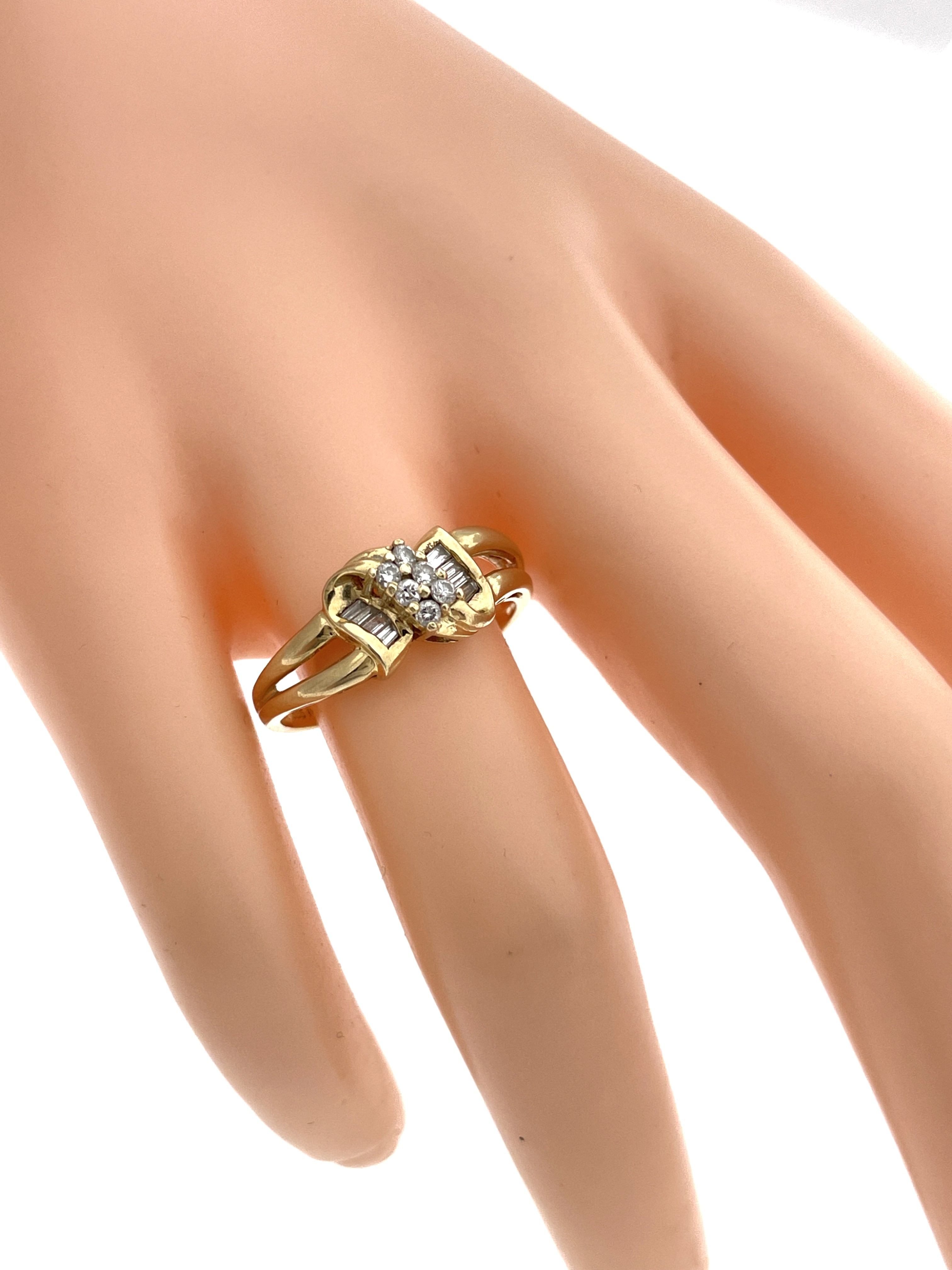 14 Karaat Gouden Strik Ring 0.40 ct Diamant H/SI