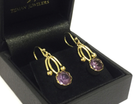 14 K Antiek Gouden Oorhangers 1,5 crt Briljantgeslepen Amethyst