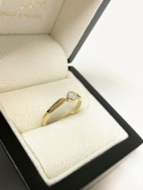 14 K Gouden Solitair Ring 0.25 crt Briljant Geslepen Diamant G / VVS1