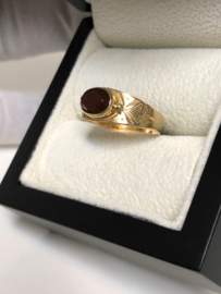 14 K Antiek Gouden Gravé Band Ring Facet Geslepen Granaat