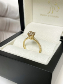 14 K Gouden Ring 1.27 crt Briljant Geslepen Diamant Incl AIG Diamant Certificaat