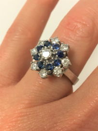 Exclusieve 14 K Witgouden Rozet Ring 0.9 crt Diamant / 0.4 crt Saffier