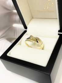 14 K Gouden Fantasie Ring 0.02 crt Briljant Geslepen Diamant