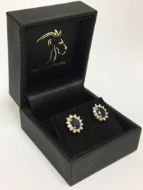 14 K Witgouden Set Gourmet Collier Hanger Oorstekers Diamant Saffier