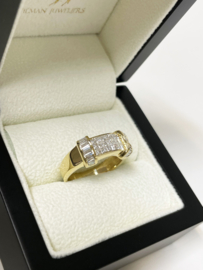 18 K Massief Gouden Bandring ca 1.0 Crt Heldere Diamanten - 7,95 g