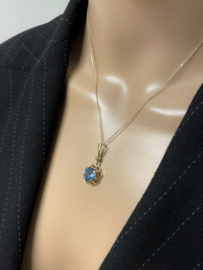 Antiek Gouden Solitair Hanger Briljant Geslepen Helderblauw Spinel - 3 cm