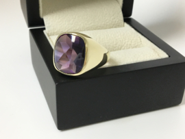 14 K Gouden Heren Ring Cabochon Geslepen Amethyst