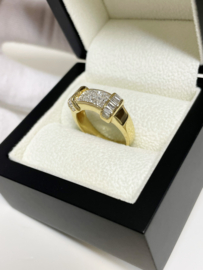 18 K Massief Gouden Bandring ca 1.0 Crt Heldere Diamanten - 7,95 g